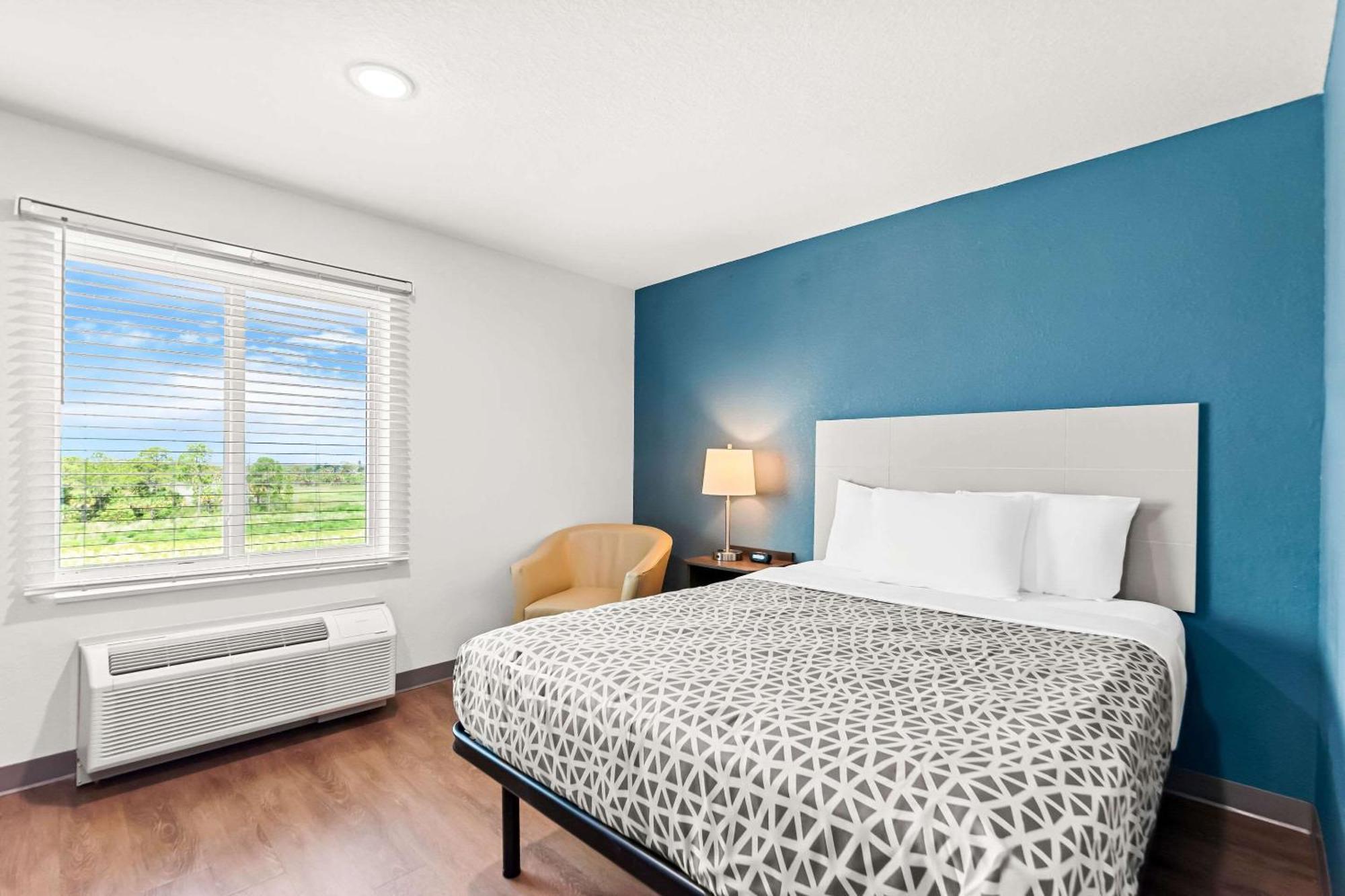 Woodspring Suites Hudson Port Richey Экстерьер фото
